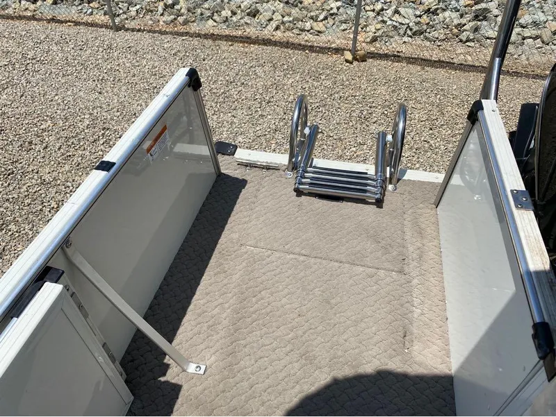 Slide: The Image of Lowe TH192 2005 - 7