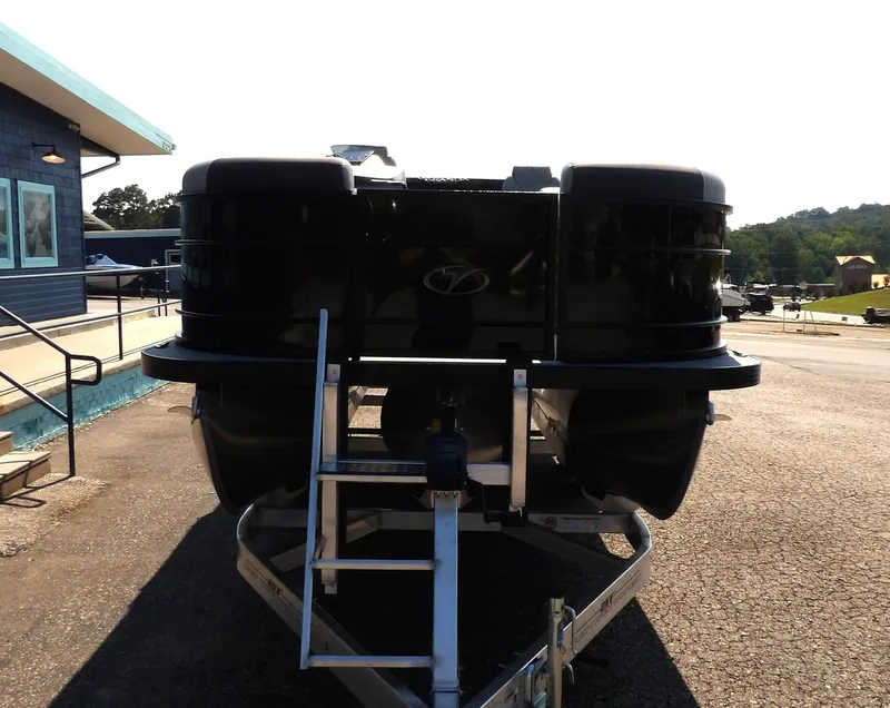 Slide: The Image of Veranda VR22RC 2026 - 10