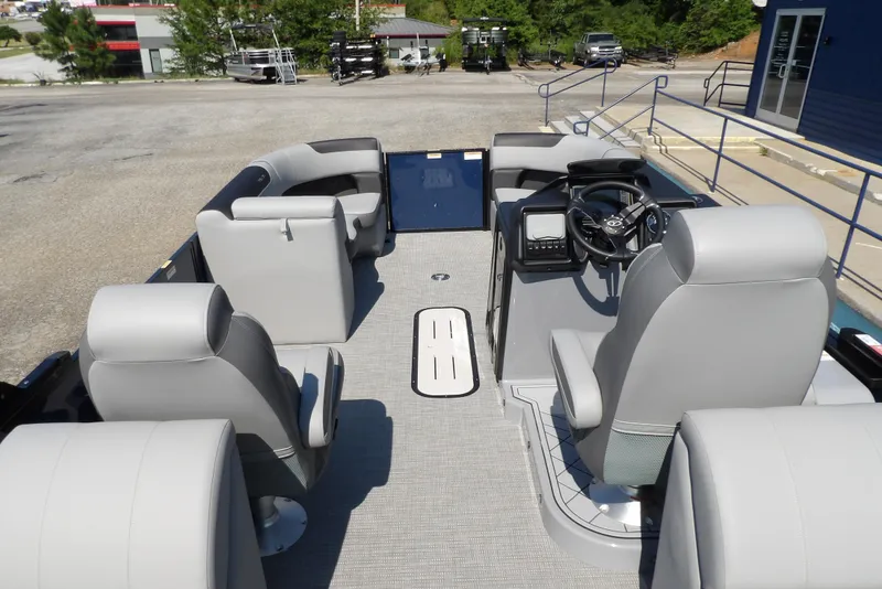 Slide: The Image of Veranda VR22RC 2026 - 18