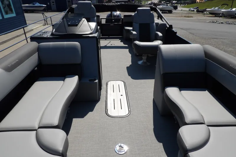 Slide: The Image of Veranda VR22RC 2026 - 5