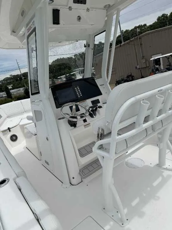 Slide: The Image of Sea Fox 268 Commander 2026 - 2