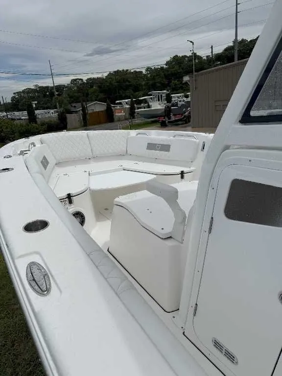 Slide: The Image of Sea Fox 268 Commander 2026 - 4