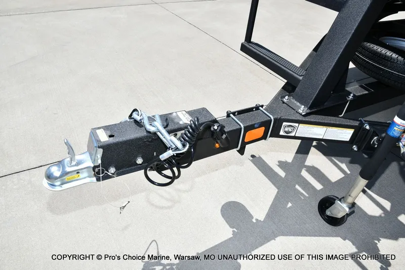 Slide: The Image of Sun Tracker PARTY BARGE 22 XP3 w/200HP 4 Stroke 2026 - 21