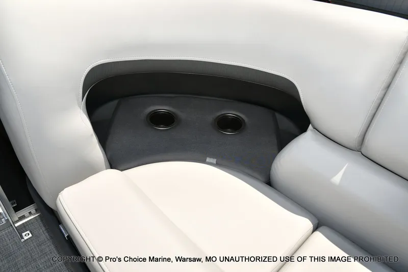 Slide: The Image of Sun Tracker PARTY BARGE 22 XP3 w/200HP 4 Stroke 2026 - 69