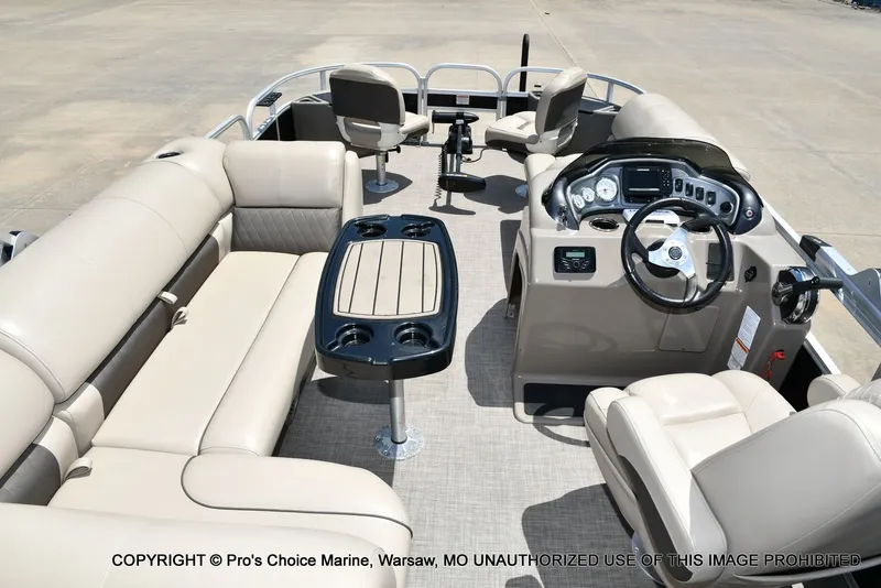 Slide: The Image of Sun Tracker Fishin' Barge 20 DLX 2022 - 64