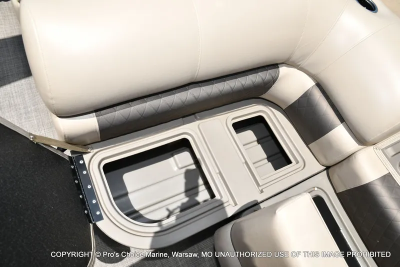 Slide: The Image of Sun Tracker Fishin' Barge 20 DLX 2022 - 67