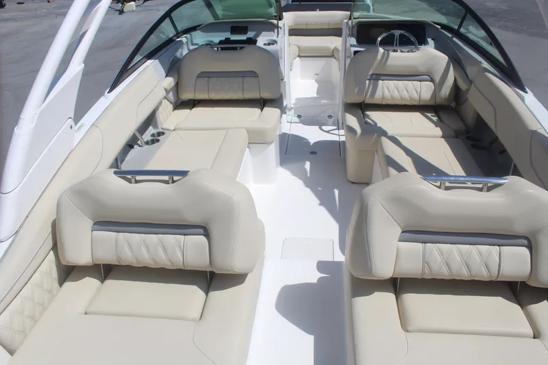 Slide: The Image of Regal LX2 2022 - 15