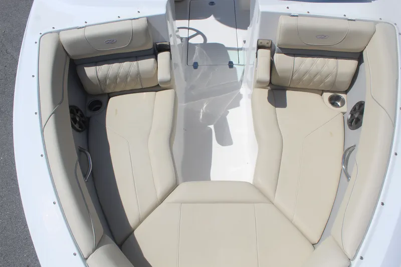 Slide: The Image of Regal LX2 2022 - 17