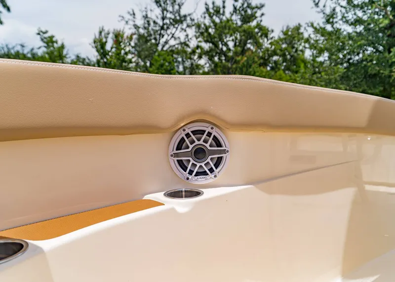 Slide: The Image of Scout 215 XSF 2026 - 10