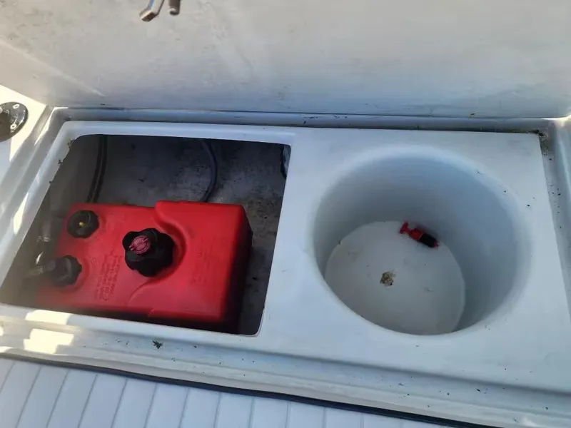 Slide: The Image of Dorado 16 Skiff 2022 - 13