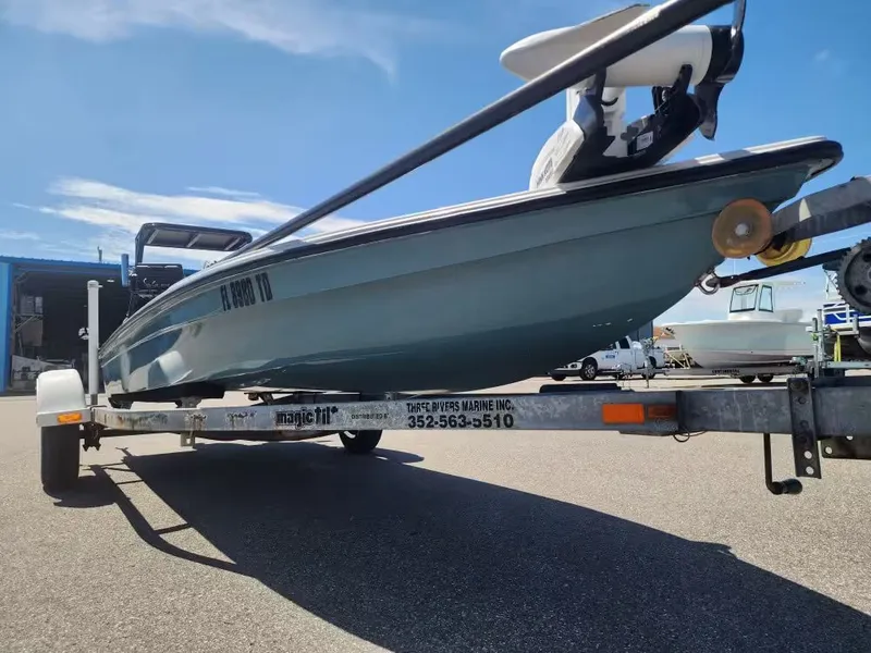 Slide: The Image of Dorado 16 Skiff 2022 - 7