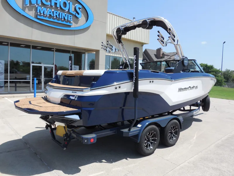 Slide: The Image of MasterCraft NXT22 2025 - 3