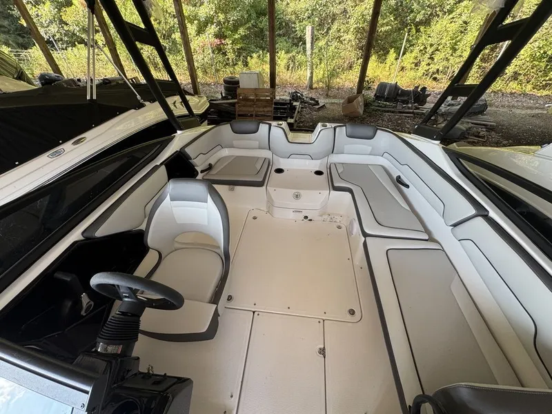 Slide: The Image of Yamaha AR190 2025 - 6