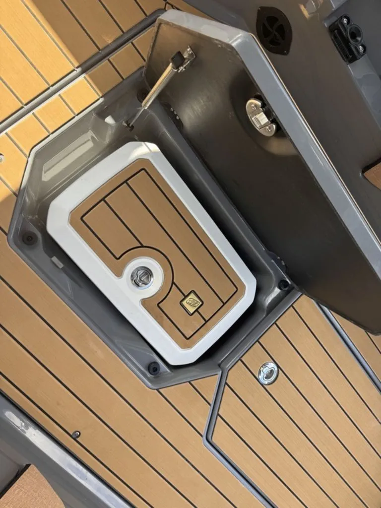 Slide: The Image of Nautique Super Air Nautique G25 2025 - 10