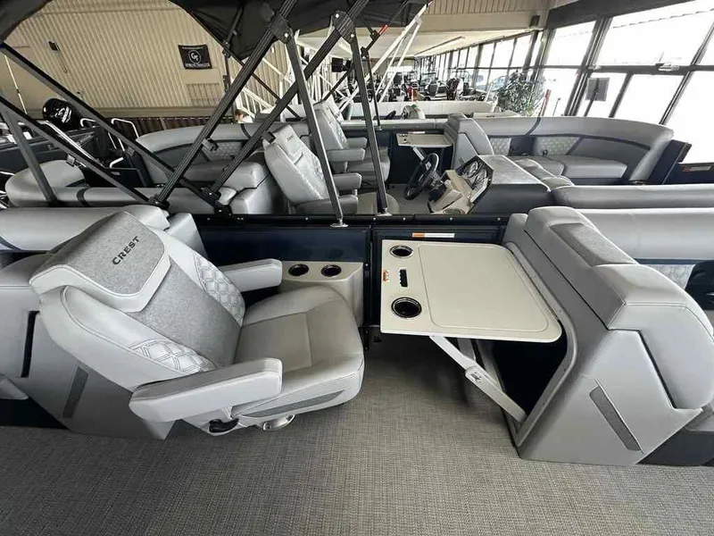 Slide: The Image of Crest Conquest 230 SLC 2026 - 6