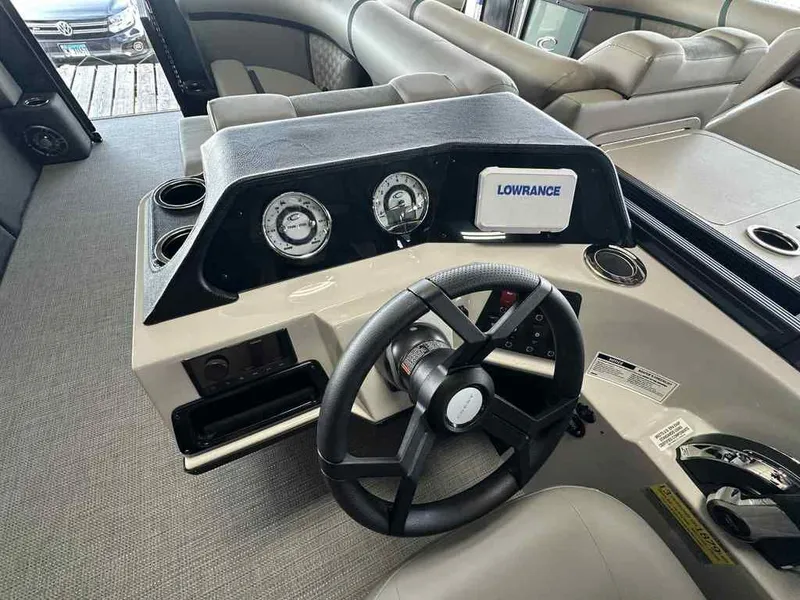 Slide: The Image of Crest Conquest 230 SLC 2026 - 8