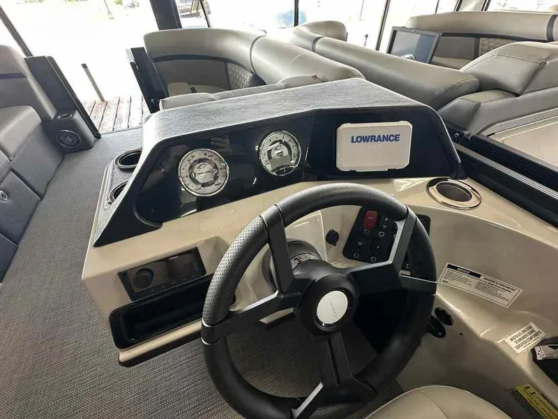 Slide: The Image of Crest Conquest 215 SLC 2026 - 7