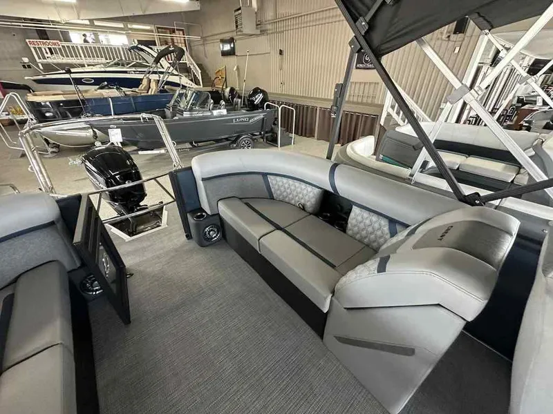 Slide: The Image of Crest Conquest 215 SLC 2026 - 9