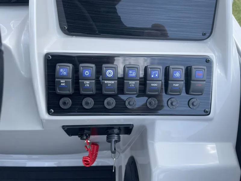 Slide: The Image of Sylvan 822 LZ Mirage 2026 - 10