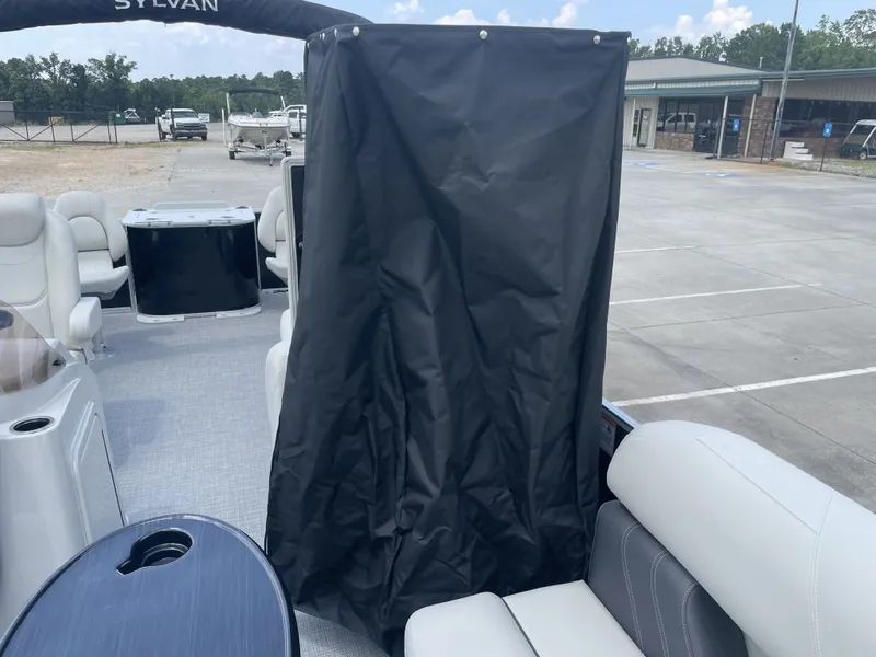 Slide: The Image of Sylvan 822 LZ Mirage 2026 - 20