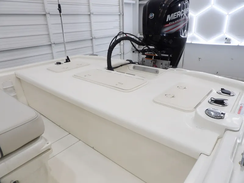 Slide: The Image of Mako 19 Pro Skiff 2017 - 14