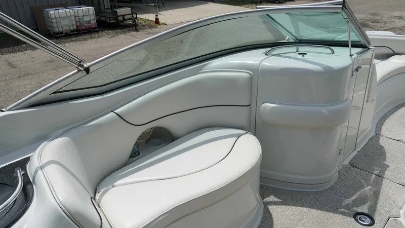 Slide: The Image of Crownline Boats 260 EX 2005 - 10