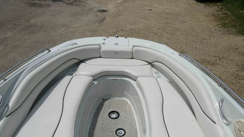 Slide: The Image of Crownline Boats 260 EX 2005 - 12