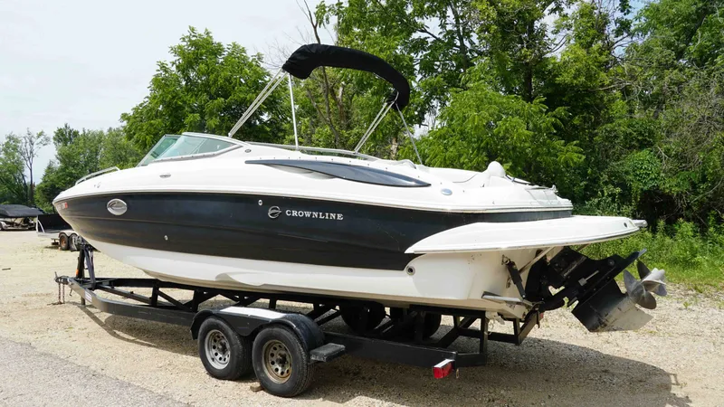 Slide: The Image of Crownline Boats 260 EX 2005 - 3