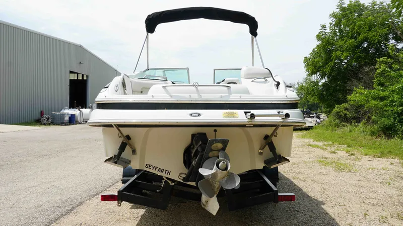 Slide: The Image of Crownline Boats 260 EX 2005 - 4