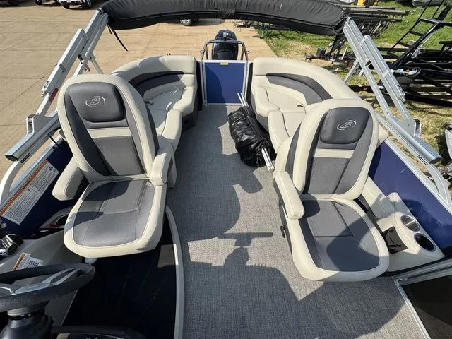 Slide: The Image of Barletta Cabrio C20QC 2023 - 10