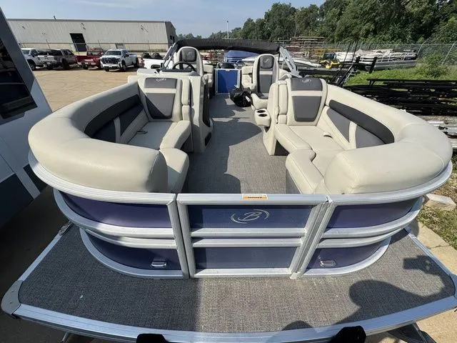 Slide: The Image of Barletta Cabrio C20QC 2023 - 7