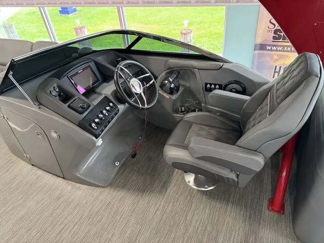 Slide: The Image of Bennington 30 QXFBWA X2 2021 - 13