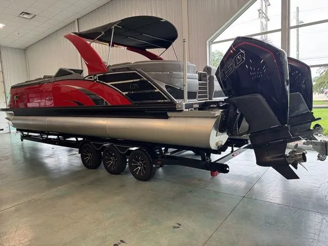 Slide: The Image of Bennington 30 QXFBWA X2 2021 - 4