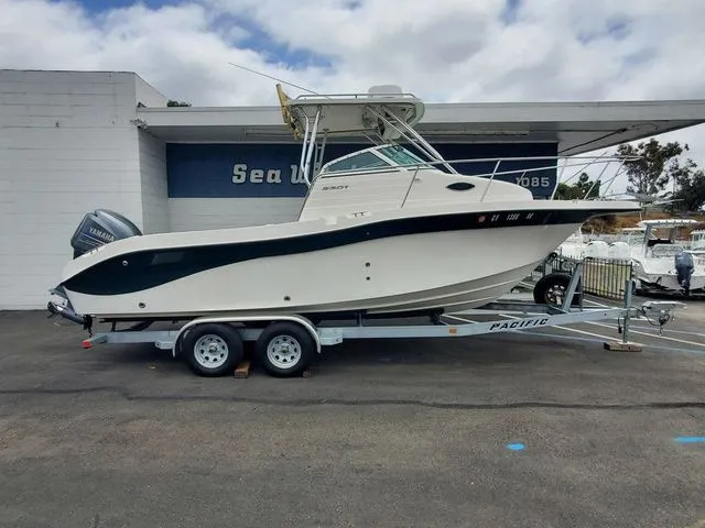 Slide: The Image of Seaswirl 2301 Striper 2004 - 31