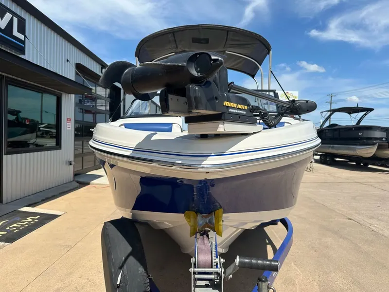 Slide: The Image of Tahoe 400TF 2016 - 17