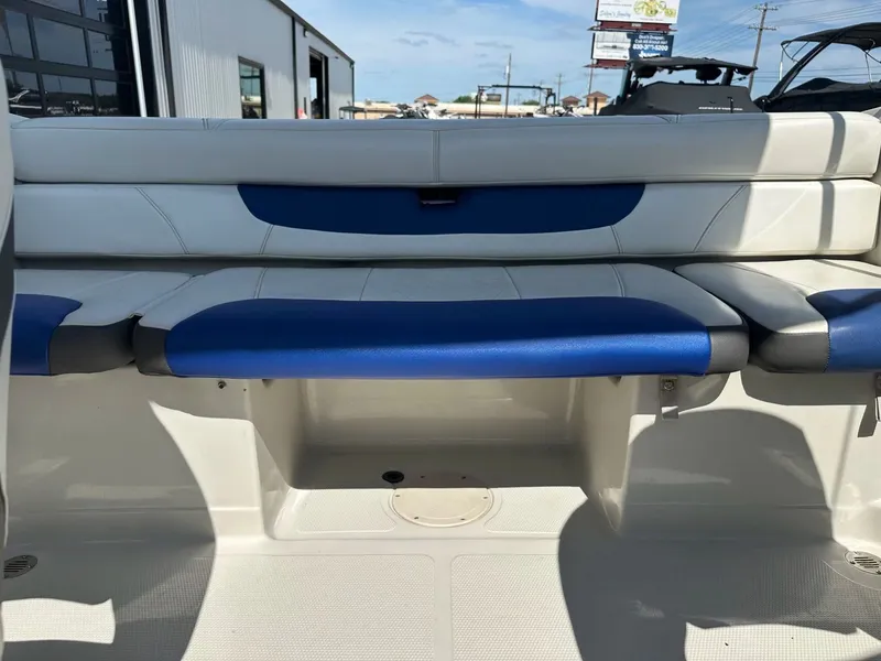 Slide: The Image of Tahoe 400TF 2016 - 37