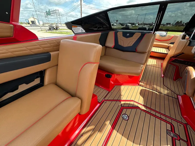 Slide: The Image of Nautique G25 2022 - 15