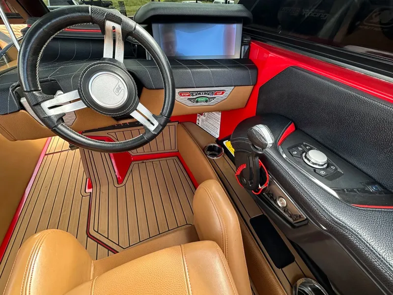 Slide: The Image of Nautique G25 2022 - 19