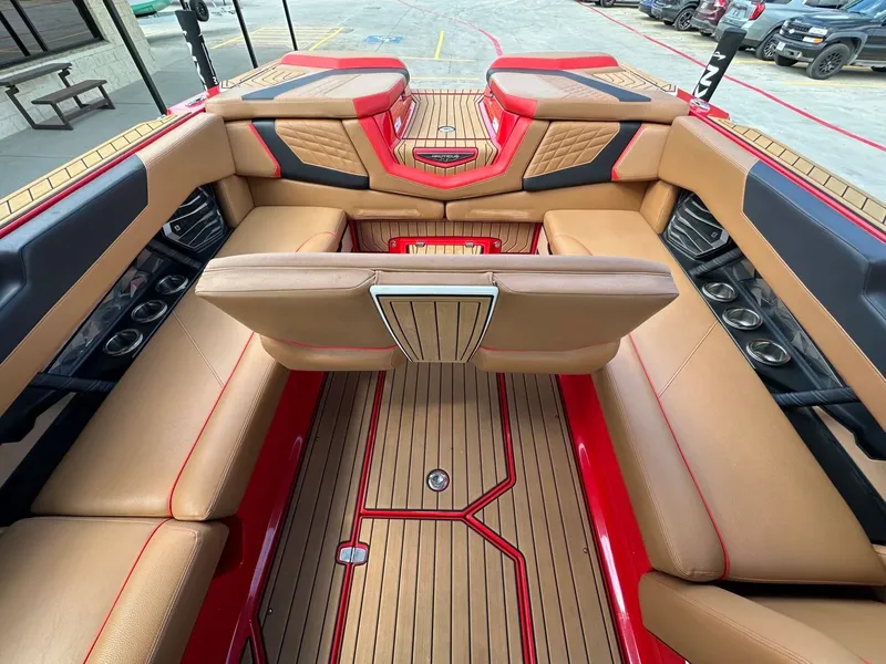 Slide: The Image of Nautique G25 2022 - 29