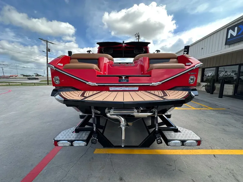 Slide: The Image of Nautique G25 2022 - 3