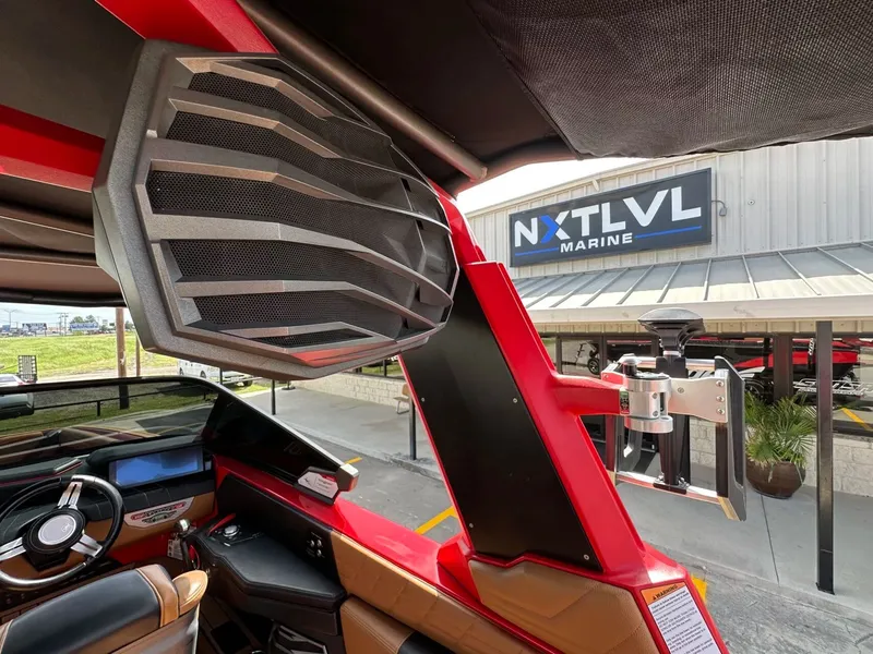 Slide: The Image of Nautique G25 2022 - 32