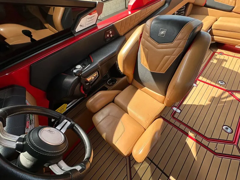 Slide: The Image of Nautique G25 2022 - 38