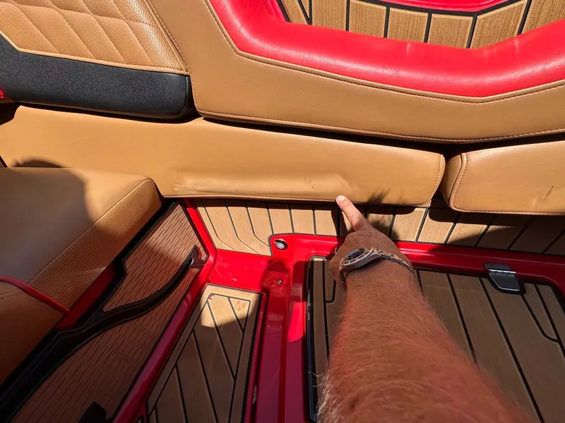 Slide: The Image of Nautique G25 2022 - 44