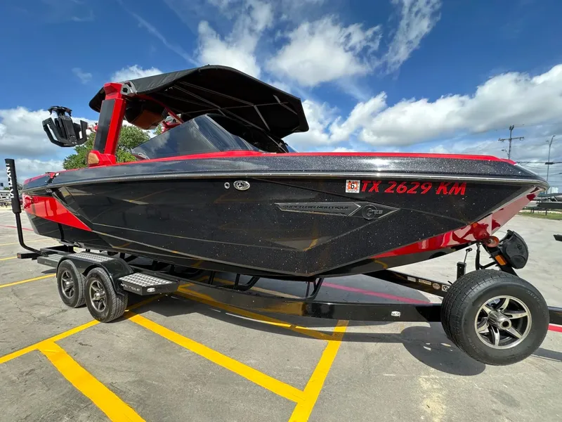 Slide: The Image of Nautique G25 2022 - 6