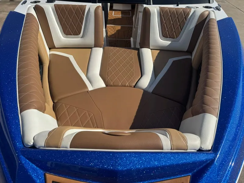 Slide: The Image of Tigé 23ZX 2021 - 19