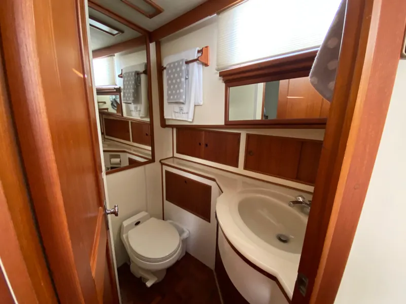 Slide: The Image of Grand Banks 46 Europa 1992 - 53