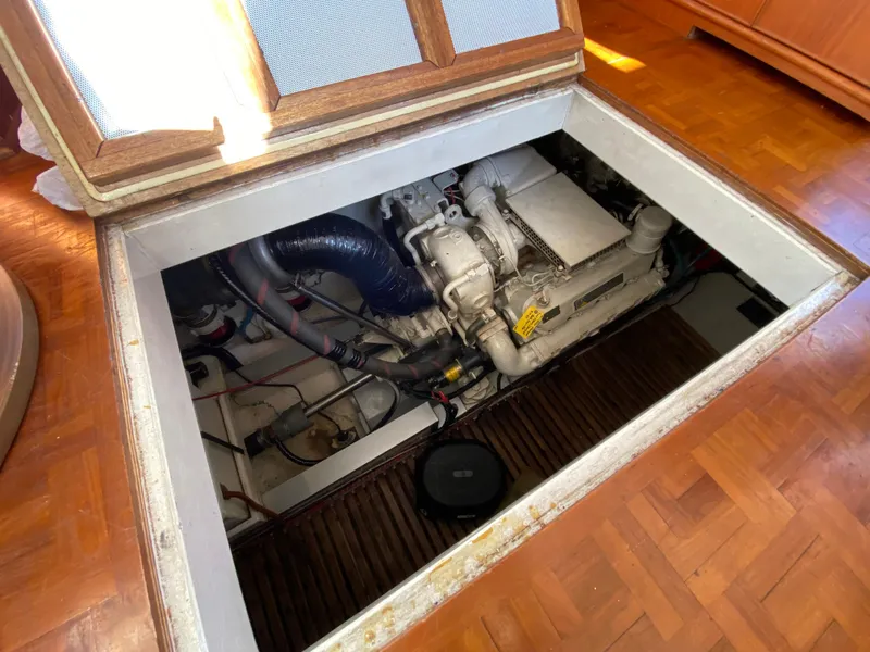 Slide: The Image of Grand Banks 46 Europa 1992 - 59