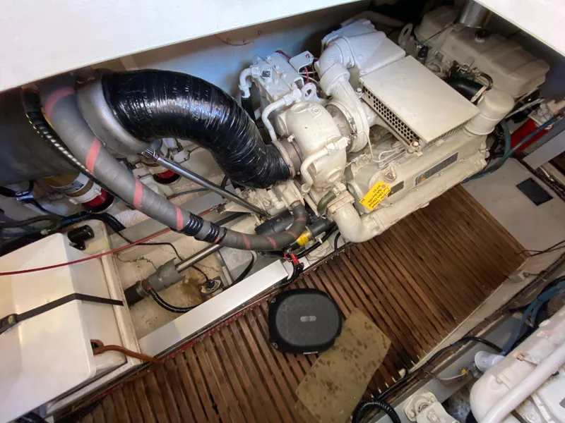 Slide: The Image of Grand Banks 46 Europa 1992 - 60