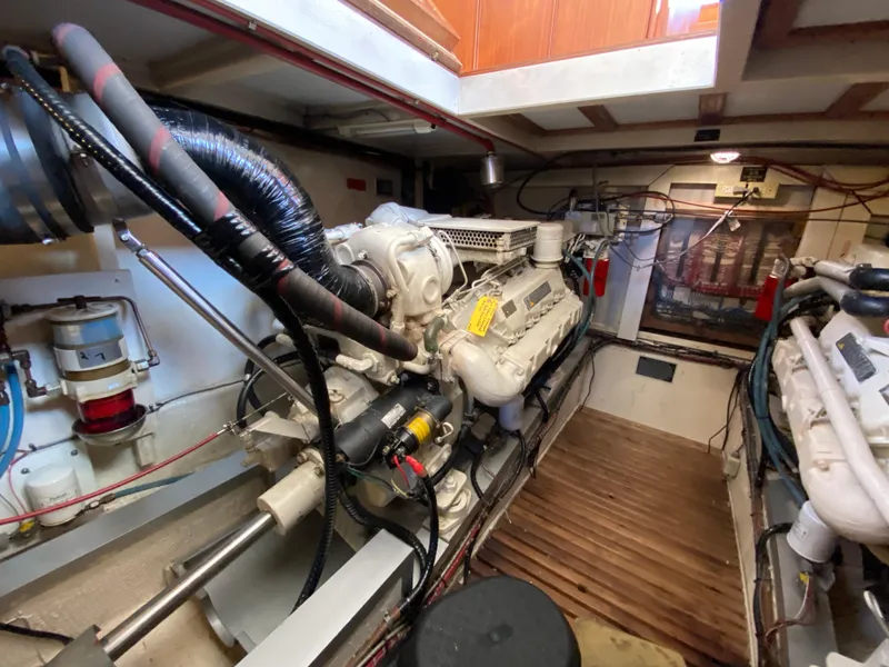 Slide: The Image of Grand Banks 46 Europa 1992 - 64