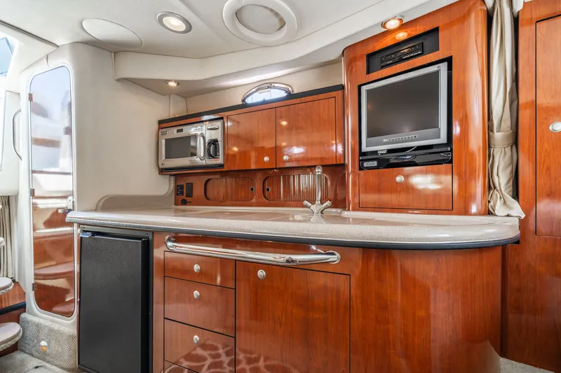 Slide: The Image of Sea Ray 340 Sundancer 2006 - 29